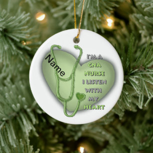 Ornamento de enfermería CNA de corazón verde