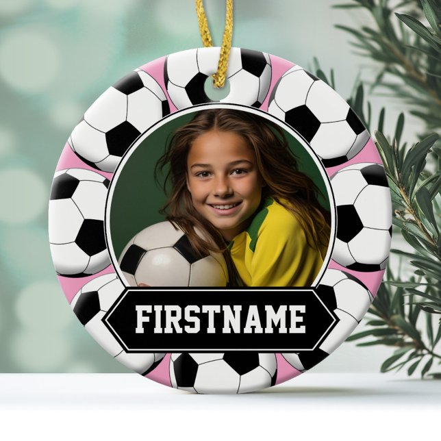 Ornamento de fotos de fútbol para jóvenes (A soccer ornament with a place to add a photo and name)