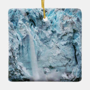 Ornamento de hielo en caída