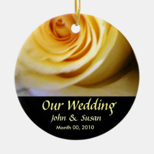 Ornamento de la boda del rosa amarillo
