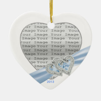 Ornamento de la cinta azul de hielo del corazón pe