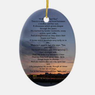 Ornamento de la madre y del hijo