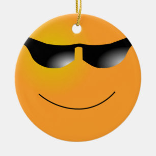 Ornamento de las gafas de sol de la cara