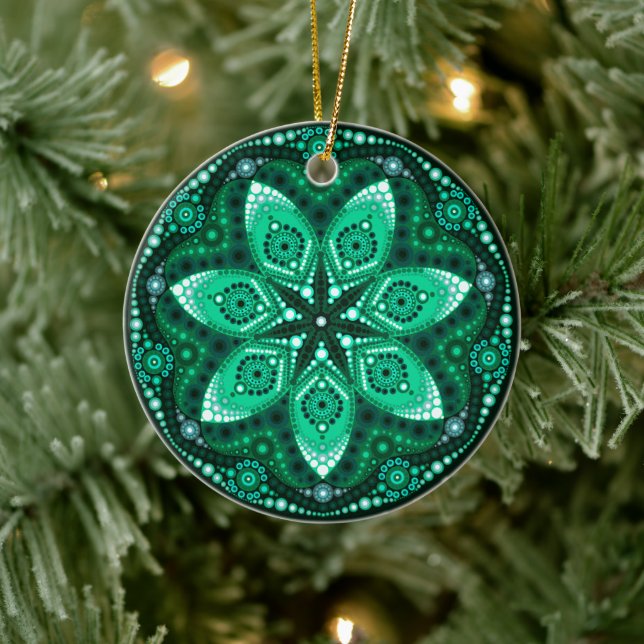 Ornamento de May Birthstone Emerald Mandala (Árbol)