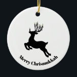 Ornamento de Menorah Deer Silhouette Chrismukkah<br><div class="desc">Este adorno presenta mi versión judía de Rudolph. Este ciervo tiene a Menorah como sus cuernos (con 8 velas sobre ellos). Entonces tiene la única vela en su nariz para ayudar a iluminar el camino. El texto de este ornamento es el personalizable que se adapta a usted o a su...</div>