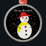 Ornamento de Navidad de personalizado de muñecas d<br><div class="desc">Un adorable adorno navideño personalizado de muñecos de nieve con un adorable muñeco de nieve con gorra rojo,  bufanda amarilla,  ojos de botón y palos.</div>