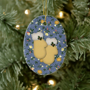 Ornamento de Navidad de Yellow Mittens