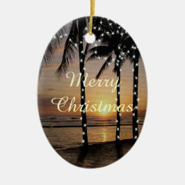 Ornamento de Navidad en Playa Tropical