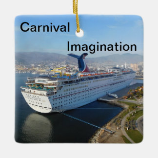 Ornamento del barco de cruceros de la imaginación