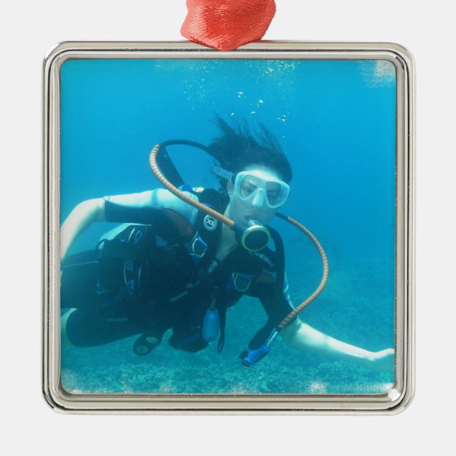 Ornamento del chica del equipo de submarinismo (Frente)