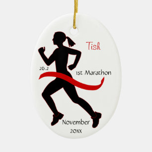 Ornamento del corredor de maratón de la mujer en
