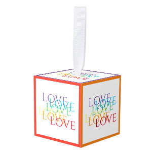 Ornamento del cubo de madera de RAINBOW LOVE