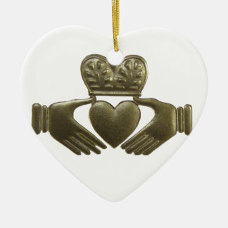 Ornamento del navidad de Claddagh del irlandés