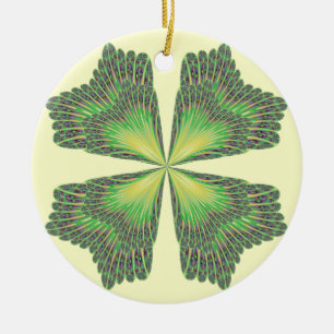 Ornamento del trébol de cuatro hojas