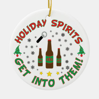 Ornamento divertido del navidad de la cerveza