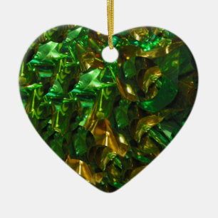 Ornamento dorado del corazón de Esmeralda