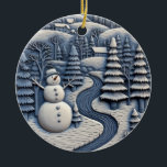 Ornamento escarpado de invierno de Snowman<br><div class="desc">¡Celebren la alegría de la temporada con este adorno de "Snowman de invierno helado"! Con un animado muñeco de nieve, en un bosque nevado, rodeado de colinas onduladas, rocas de roca escarpadas y acogedoras cabañas, este diseño revive la magia del invierno. Los detalles intrincados y el entorno tranquilo lo convierten...</div>
