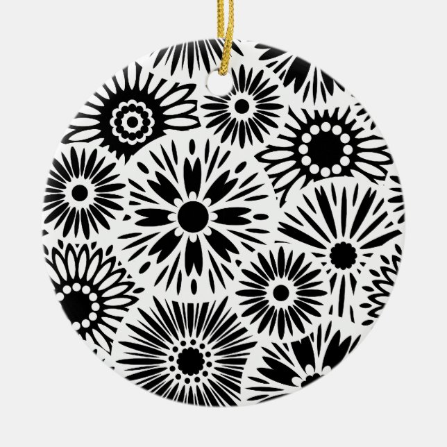Ornamento floral blanco y negro (Frente)