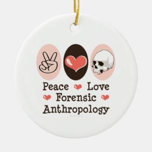 Ornamento forense de la antropología del amor de