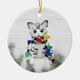 Ornamento gris blanco de gato bengalí