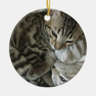 Ornamento navideño de gato bengalí