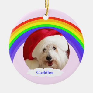 Ornamento navideño en homenaje al perro rosado con