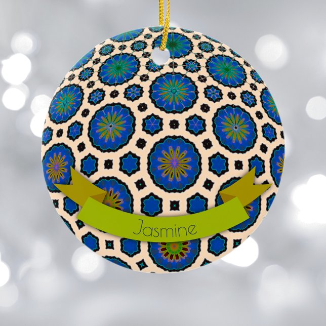 Ornamento navideño moderno colorido (Subido por el creador)