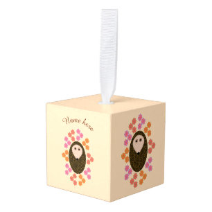 Ornamento Personalizado Sleepy Hedgehog y Flores