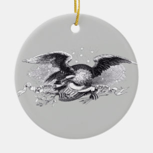 Ornamento revolucionario de Eagle de la guerra