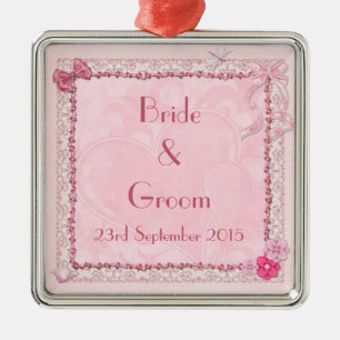 Ornamentos bodas con corazones y mariposas