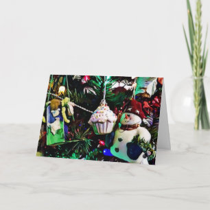 Ornamentos de época en una tarjeta de árbol de Nav