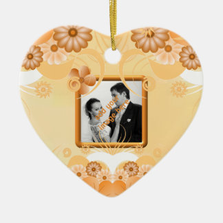 Ornamentos de Ivory Gold Boda Floral