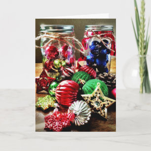 Ornamentos en tarjetas de Navidad rústicas de los