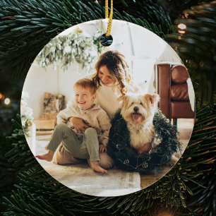 Ornamentos navideños familiares con perro