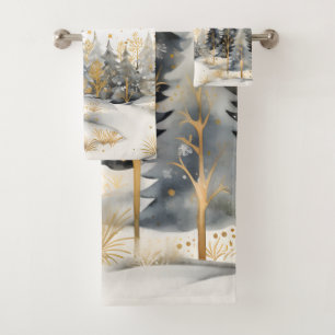 Oro caprichoso e invierno gris en el bosque