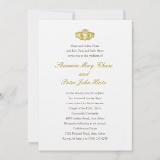 Oro de la invitación al anillo Claddagh irlandés