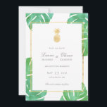 Oro de piña tropical salva las tarjetas de fecha<br><div class="desc">Pineapple tropical Guardar las tarjetas Date,  parte de nuestra colección de papelería de boda de piña tropical. Con hojas tropicales acuarelas en el fondo con acentos de Relieve metalizado de oro falsos.</div>