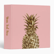 Oro femenino bonito elegante y piña del rosa en