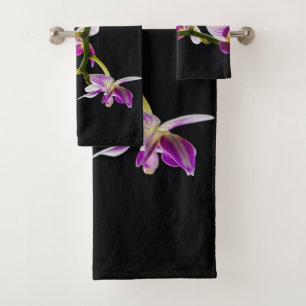 Orquídea blanca y púrpura
