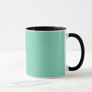 Oscile hacia fuera con su… um… taza hacia fuer