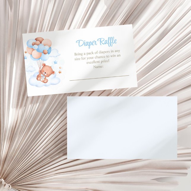 Oso de peluche en la tarjeta de envoltorio de raff (Teddy Bear in the Sky Diaper Raffle Enclosure Card on a white dry palm leaf.)