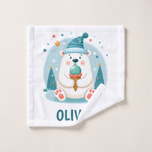 Oso Polar Adorable Relajándose con Helado