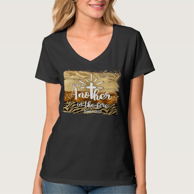 Otro En El Fuego Daniel 3:25 Camiseta Cristiana (Anverso)