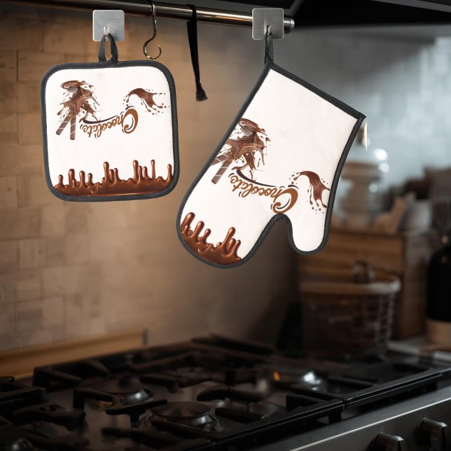 Oven Mitt and Pot Holders Set (Subido por el creador)