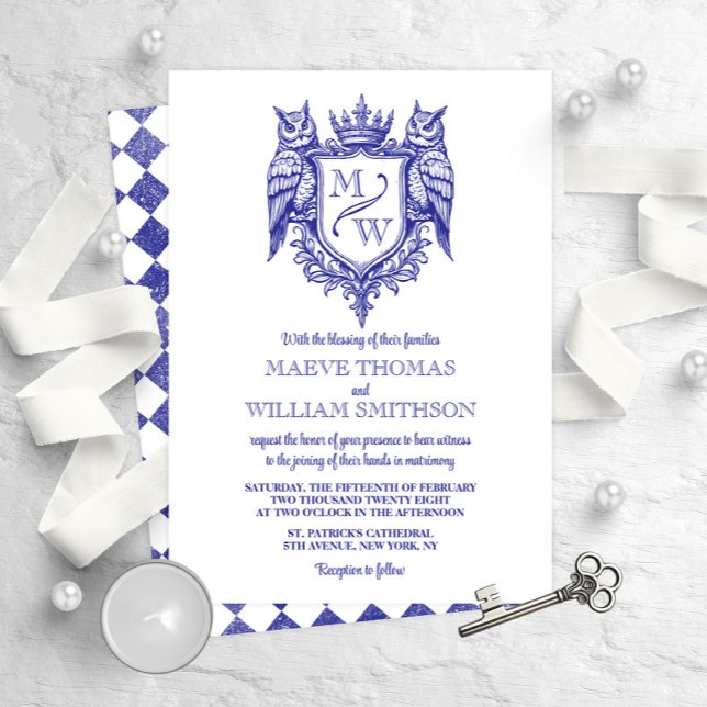 Owl Crest & Crown Royal Fantasy Wedding Invitation (Subido por el creador)