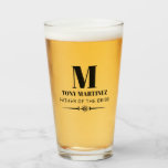 Padre de la cerveza Boda Monograma de la novia<br><div class="desc">El diseño audaz de un monograma coloca una letra mayúscula y un nombre por encima del groomsman del título. Fácil de personalizar.</div>