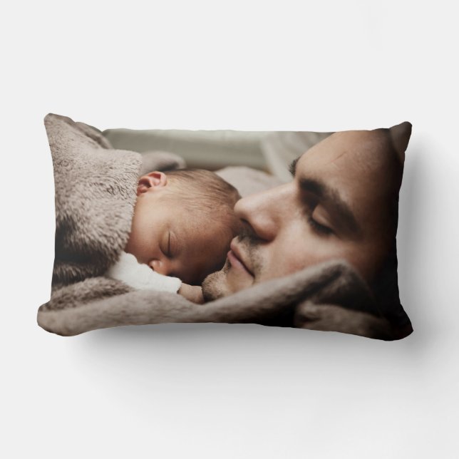 Padre y bebé descansan juntos almohada lumbar (Anverso)