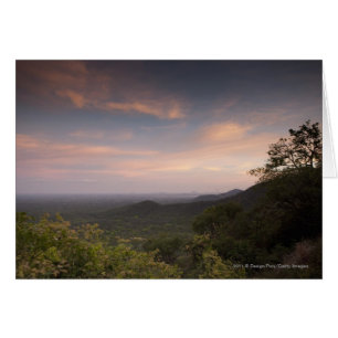 Paisaje bajo puesta del sol