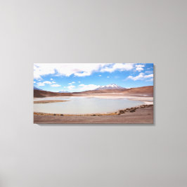 Paisaje de lago en el lienzo del Altiplano