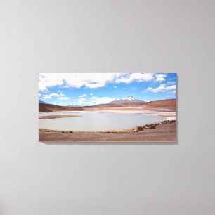 Paisaje de lago en el lienzo del Altiplano